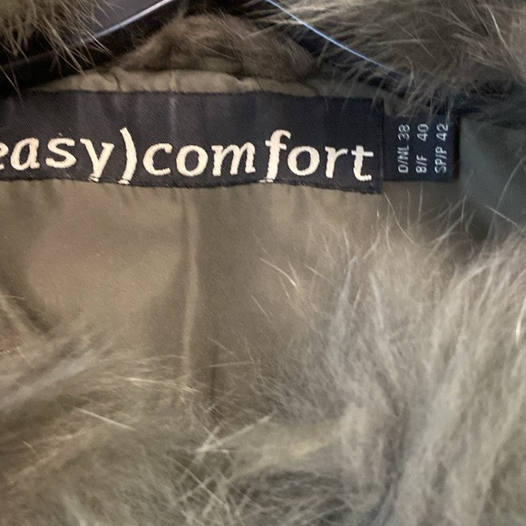 Easy comfort Beautiful jacket button front 2pockets fur collar - Picture 2 of 3